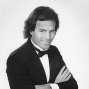 Julio Iglesias - List pictures
