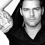 Ricky Martin - List pictures