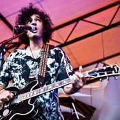 Night Beats - List pictures