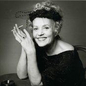 Jeanne Moreau - List pictures