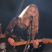 Alice Gold - List pictures