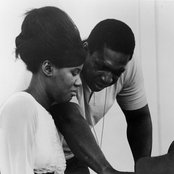 Alice Coltrane - List pictures