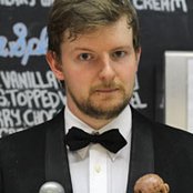 Graham Stark - List pictures