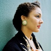 Mara Hruby - List pictures