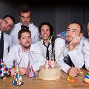 Electro Deluxe - List pictures