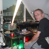 Dieter Moebius - List pictures