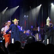 Love Of Lesbian - List pictures