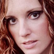 Sarah Kelly - List pictures