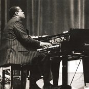 Oscar Peterson - List pictures