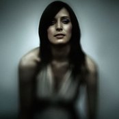 Chantal Kreviazuk - List pictures