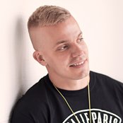 Elastinen - List pictures