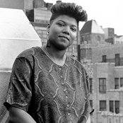 Queen Latifah - List pictures