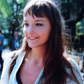 Mallu Magalhães - List pictures