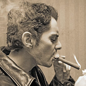 Brad Paisley - List pictures