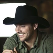Chris Young - List pictures