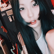 Daoko - List pictures