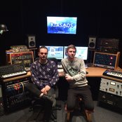 Kiasmos - List pictures