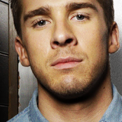 Hugh Sheridan - List pictures