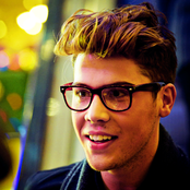 Aiden Grimshaw - List pictures