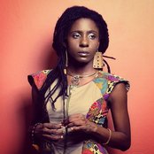 Jah9 - List pictures