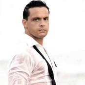 Luis Miguel - List pictures