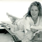 Alice Peacock - List pictures