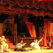 Ross Daly - List pictures