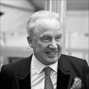 Giorgio Moroder - List pictures