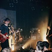 Levitation - List pictures