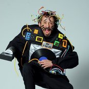 Tom Zé - List pictures