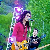 Samuel Larsen - List pictures