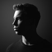 Hardwell - List pictures