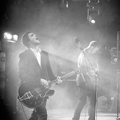 White Lies - List pictures