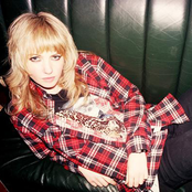 Ladyhawke - List pictures