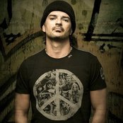 Ricardo Arjona - List pictures