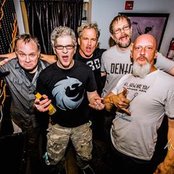 Ten Hands - List pictures