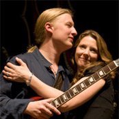 Tedeschi Trucks Band - List pictures