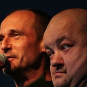 Piersi - List pictures