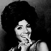 Shirley Bassey - List pictures