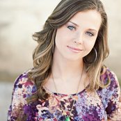 Sierra Hull - List pictures