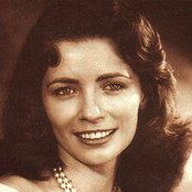 June Carter Cash - List pictures