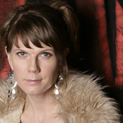 Juliet Turner - List pictures