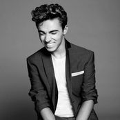 Nathan Sykes - List pictures
