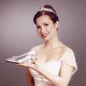 Lea Salonga - List pictures