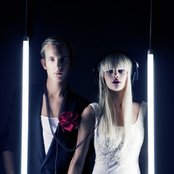 Smith & Thell - List pictures