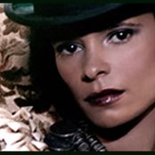 Helicopter Girl - List pictures