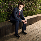 Frankie Cocozza - List pictures