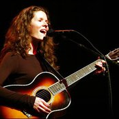 Edie Brickell - List pictures