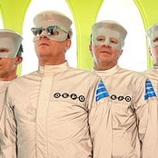Devo - List pictures