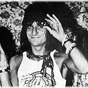 Ronnie Wood - List pictures